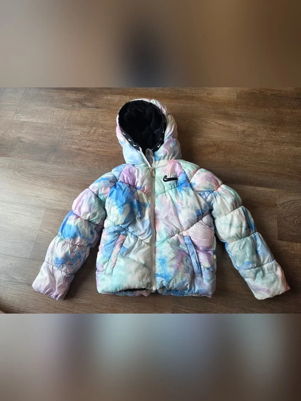Nike quilted coming stitching